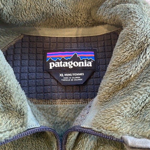 Patagonia Men's R2® Forest Green Full Zip Fleece Jacket Size XL - Picture 2 of 6